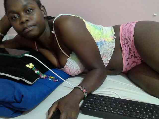 Ebonyprincess14 Ebonyprincess14