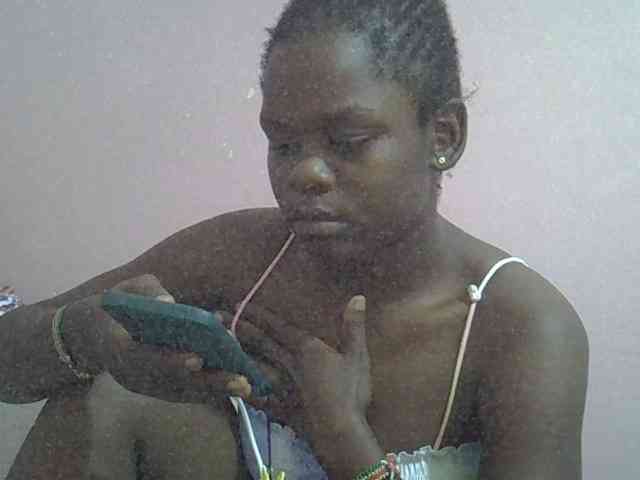 Ebonyprincess14 webcam