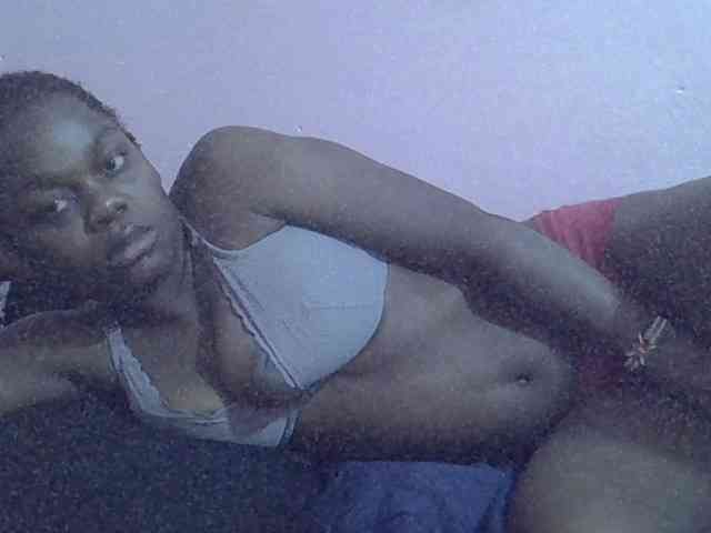 Ebonyprincess14 webcam