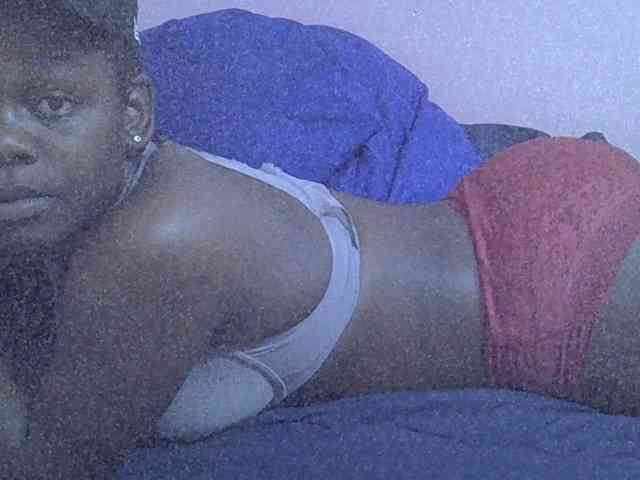 Ebonyprincess14 webcam