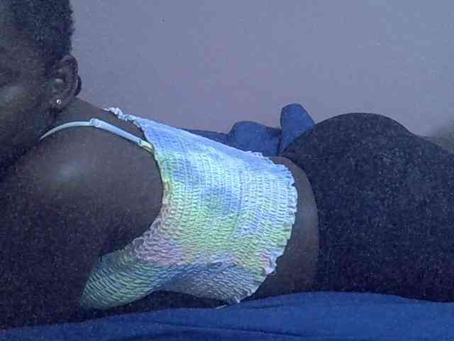 Ebonyprincess14 webcam