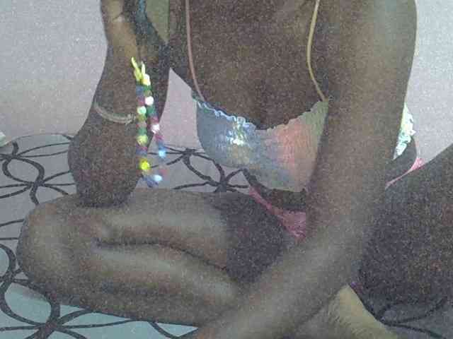 Ebonyprincess14 webcam