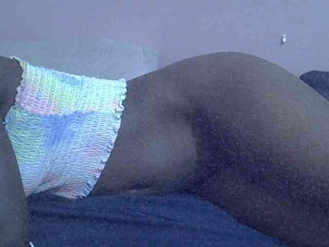 Ebonyprincess14 webcam