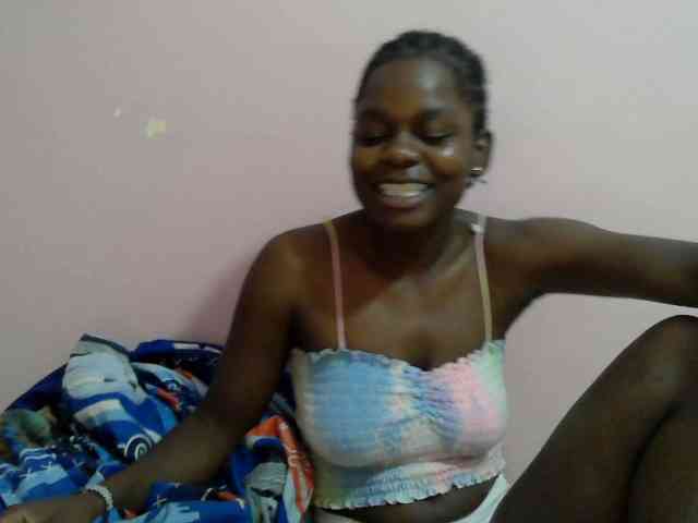 Ebonyprincess14 webcam