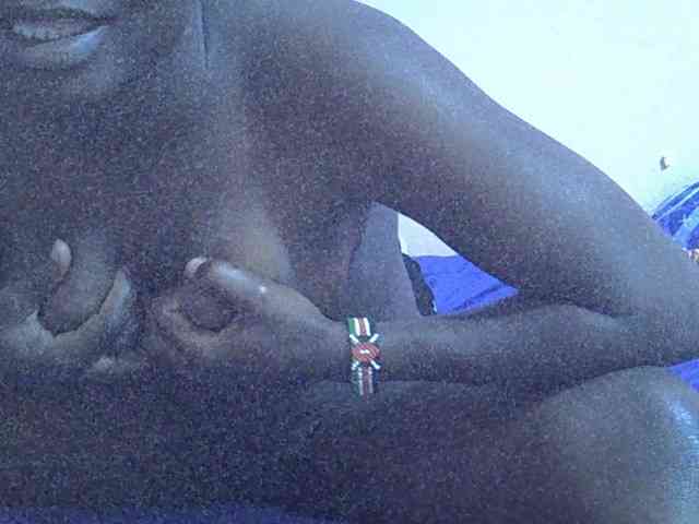 Ebonyprincess14 webcam