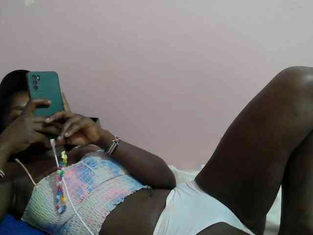 Ebonyprincess14 webcam