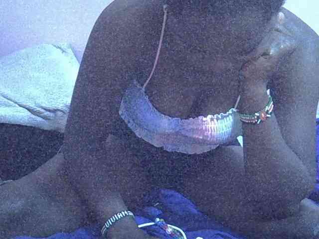 Ebonyprincess14 webcam