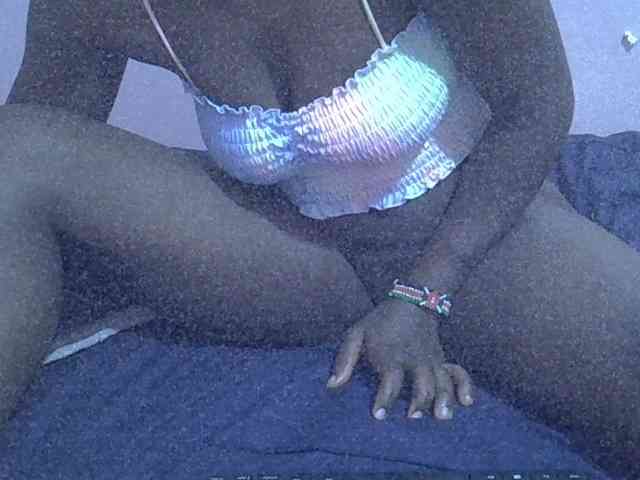 Ebonyprincess14 webcam