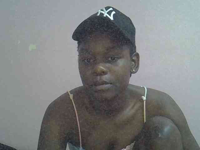 Ebonyprincess14 webcam