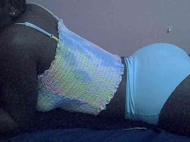Ebonyprincess14 webcam