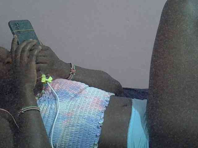 Ebonyprincess14 webcam