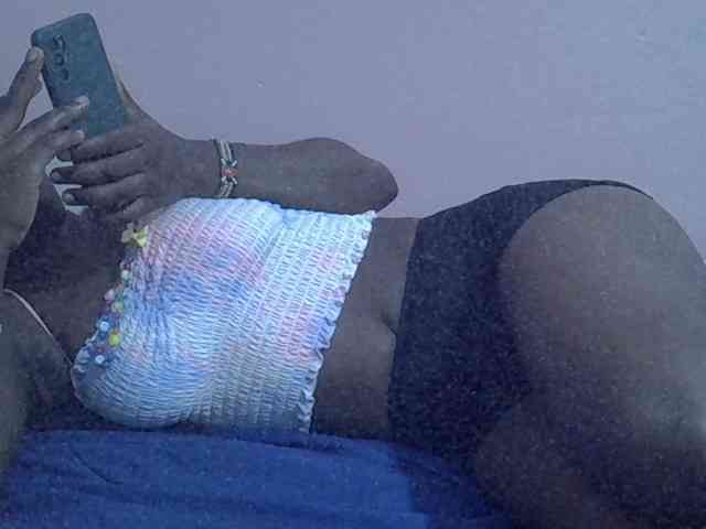 Ebonyprincess14 webcam