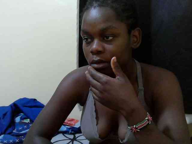 Ebonyprincess14 webcam