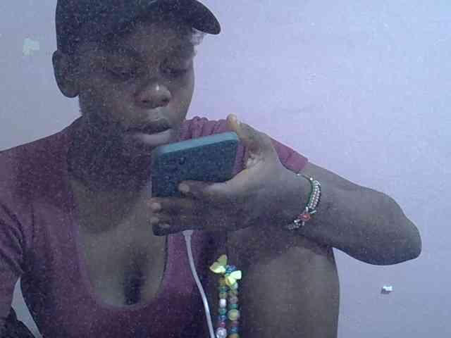 Ebonyprincess14 webcam