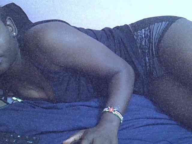 Ebonyprincess14 webcam