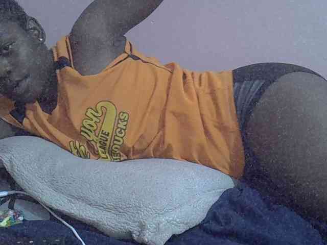 Ebonyprincess14 webcam