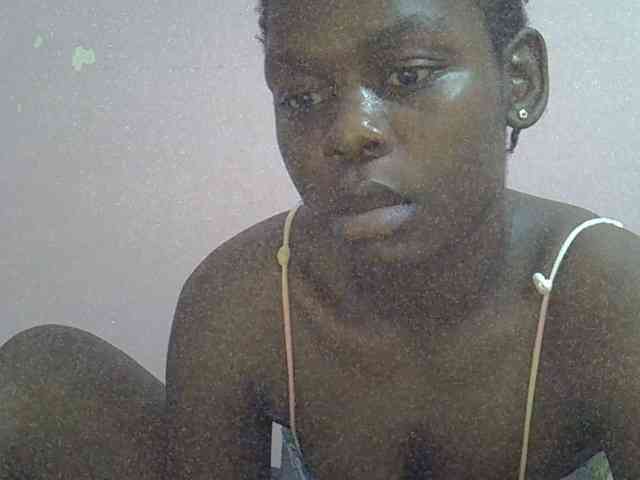 Ebonyprincess14 webcam