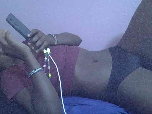 Ebonyprincess14 webcam