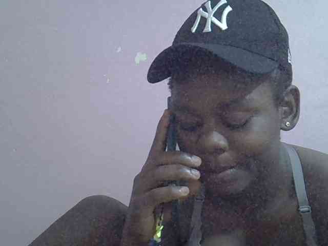 Ebonyprincess14 webcam