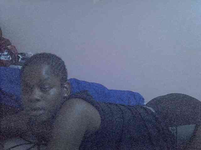 Ebonyprincess14 webcam