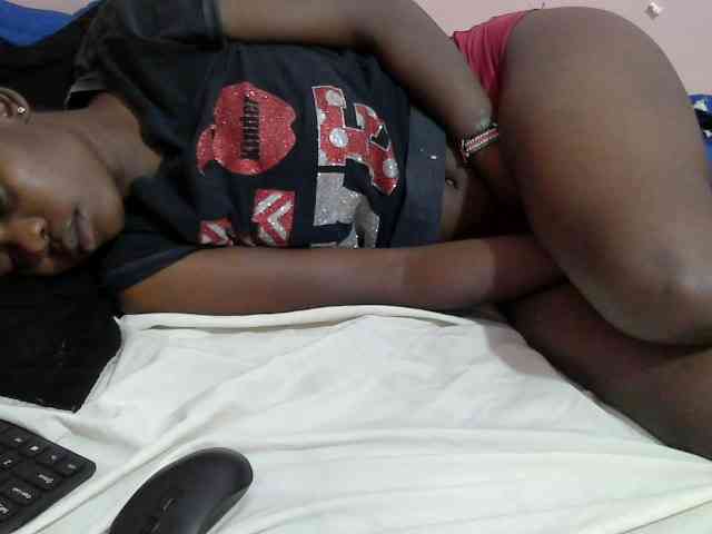 Ebonyprincess14 webcam