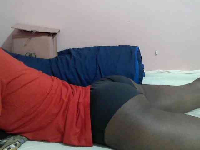 Ebonyprincess14 webcam