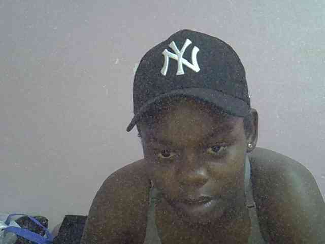 Ebonyprincess14 webcam