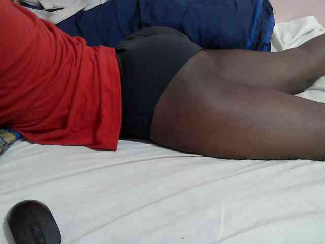 Ebonyprincess14 webcam