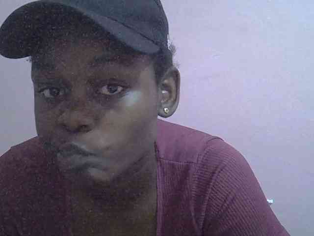 Ebonyprincess14 webcam