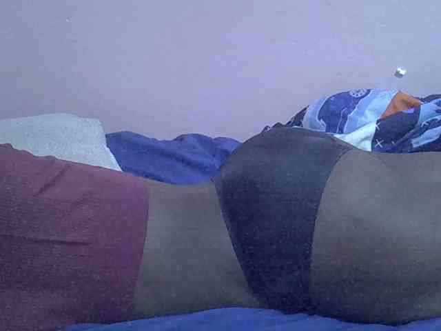 Ebonyprincess14 webcam