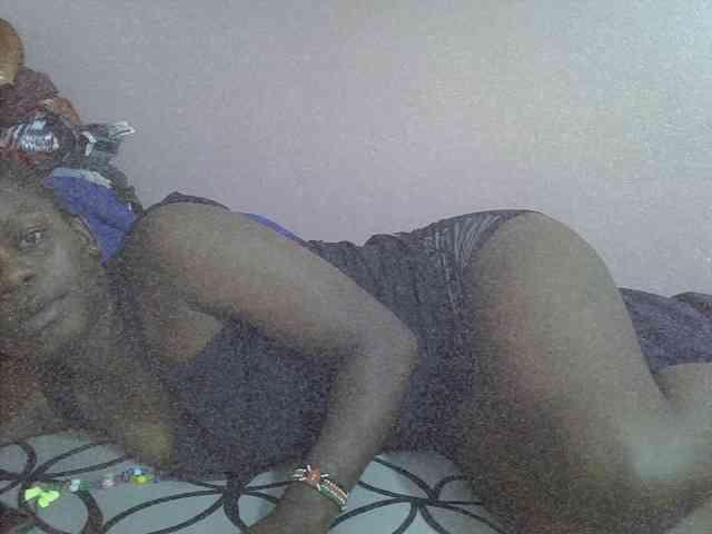 Ebonyprincess14 webcam