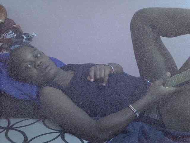 Ebonyprincess14 webcam