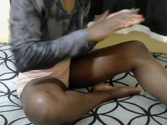 Ebonyprincess14 webcam