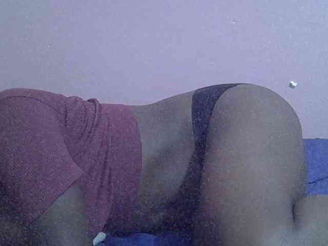 Ebonyprincess14 webcam