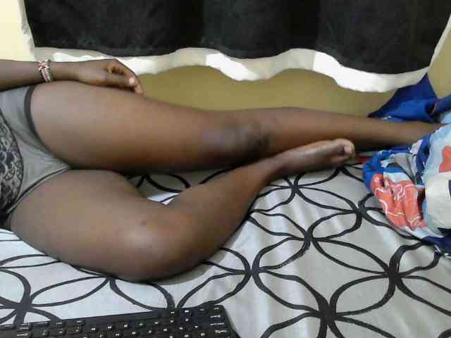 Ebonyprincess14 Ebonyprincess14