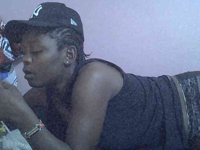 Ebonyprincess14 webcam