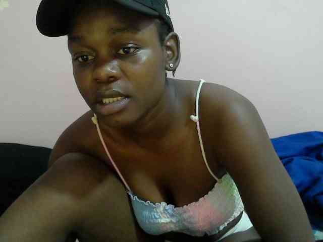 Ebonyprincess14 webcam