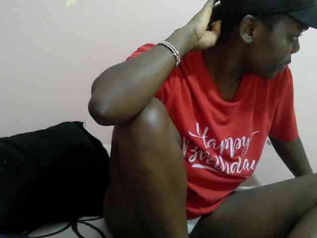 Ebonyprincess14 webcam