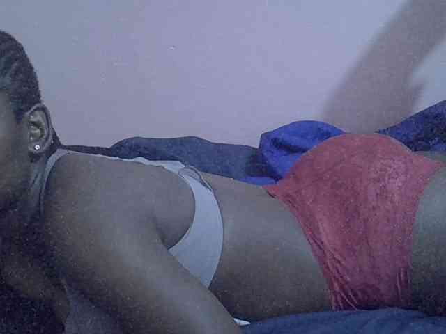 Ebonyprincess14 webcam