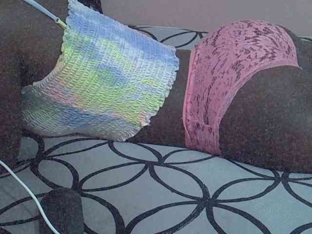 Ebonyprincess14 webcam