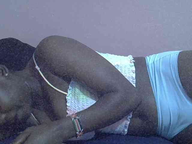 Ebonyprincess14 webcam