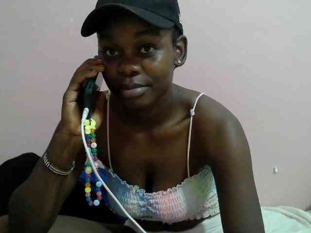 Ebonyprincess14 webcam