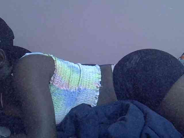 Ebonyprincess14 webcam