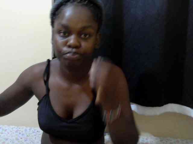 Ebonyprincess14 webcam