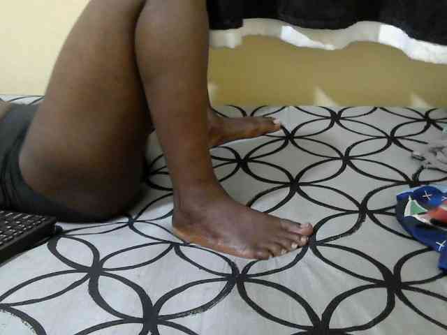 Ebonyprincess14 webcam