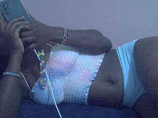 Ebonyprincess14 webcam