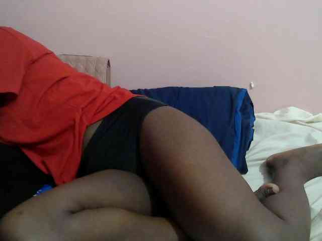 Ebonyprincess14 webcam