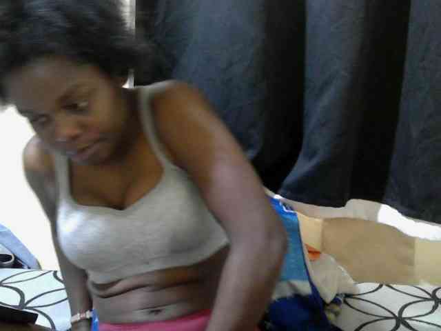 Ebonyprincess14 webcam