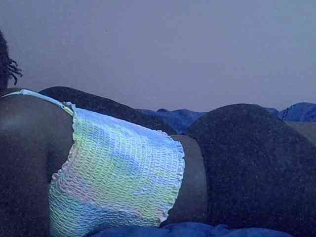 Ebonyprincess14 webcam