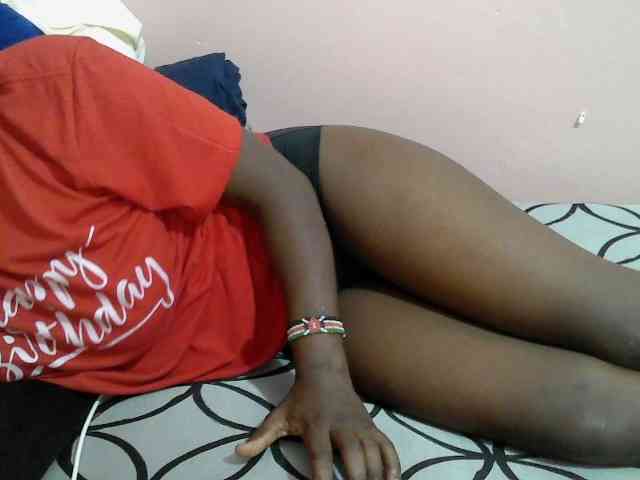 Ebonyprincess14 webcam